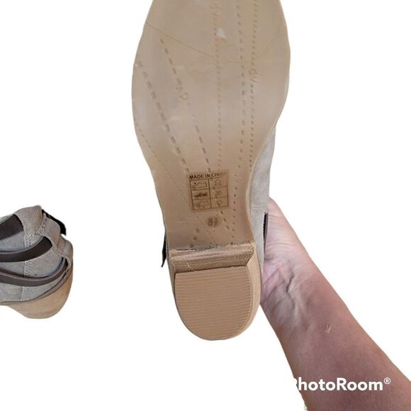 DV by Dolce Vita Suede Ankle Booties with Straps. Size 8.5. NWOT. - Picture 8 of 11